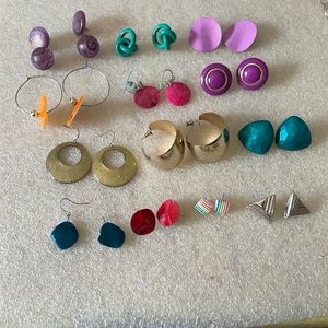 Earrings bundle (13)